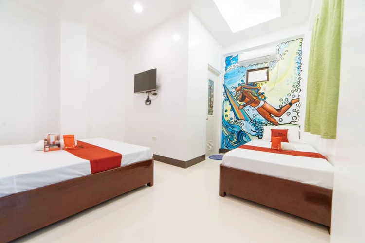 RedDoorz @ Bonifacio Extn Baler