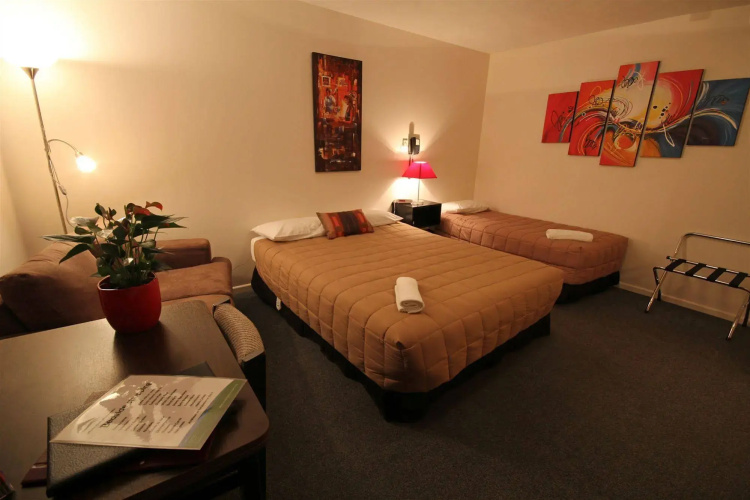 Avalon Court Accommodation