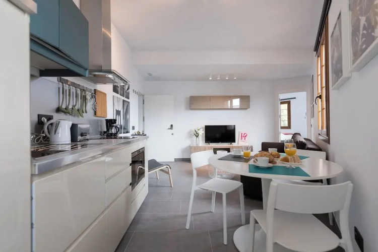 Superior Apartment with city view