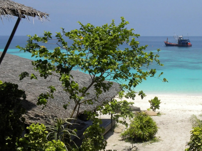 Blue Tribes Garden Beach Resort