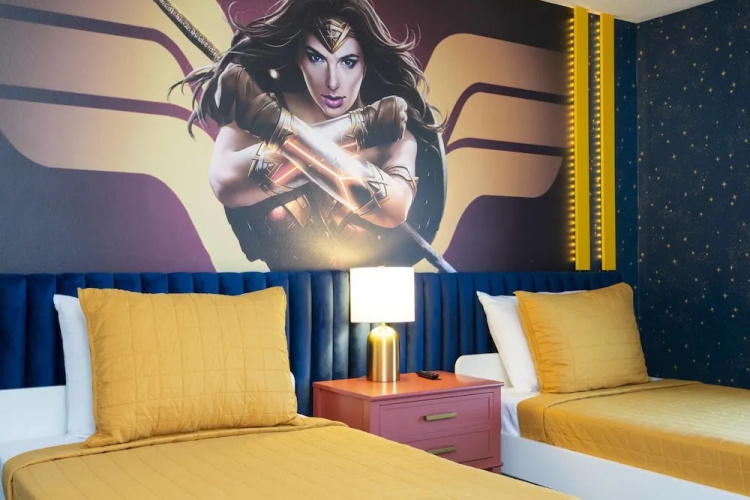 Chic Modern Marvel-spacious Themed Bedrooms Private Pool