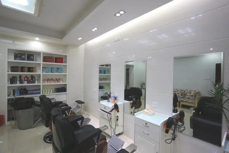 Shihe Hotel Xinyang