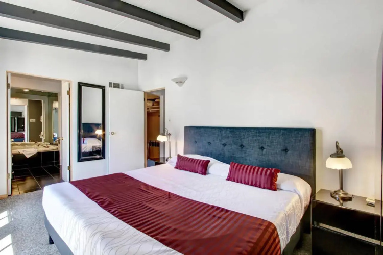 Mykonos Desert Suites
