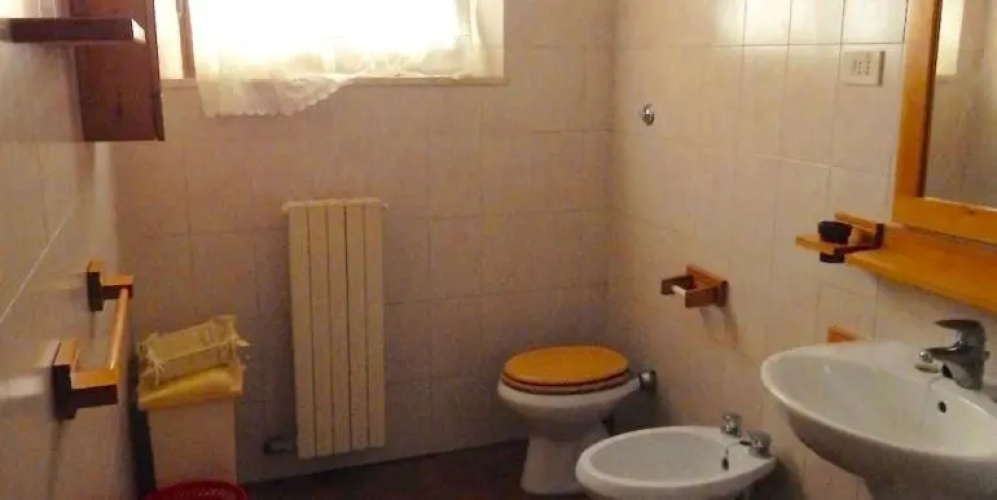 N104 - Numana, Ampio Trilocale Con Giardino E Doppi Servizi