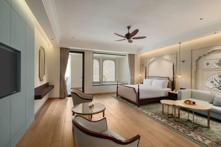 Grand Double Suite with mountain view