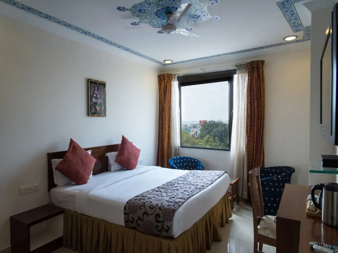 Orbit Hotel