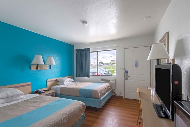 Standard Sextuple room