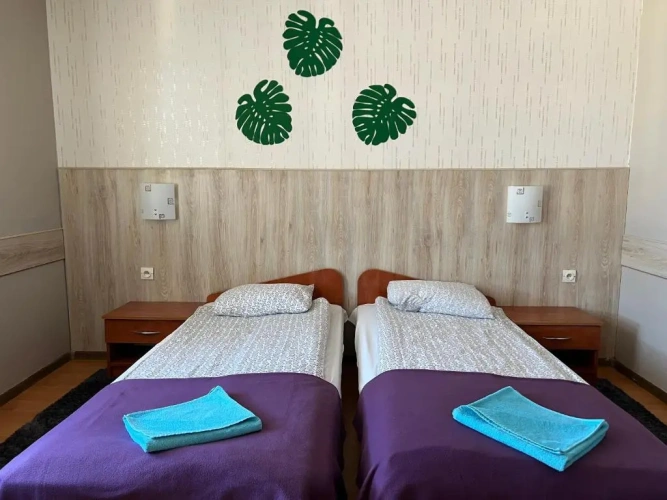 Standard Triple room