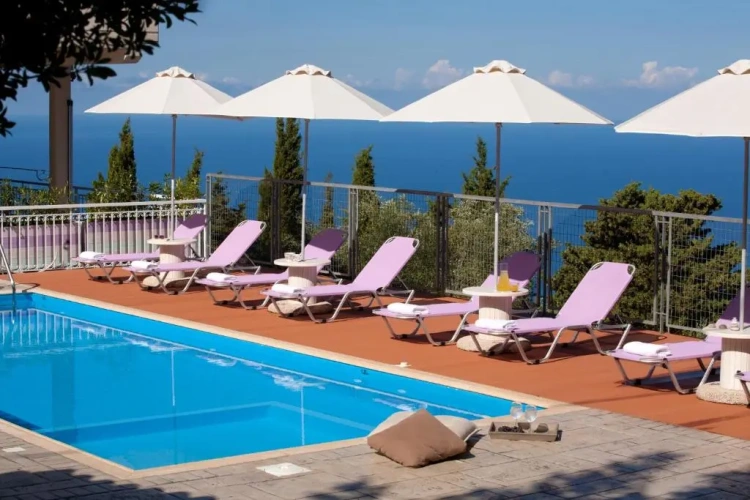 2 Bedrooms Apartment with sea view