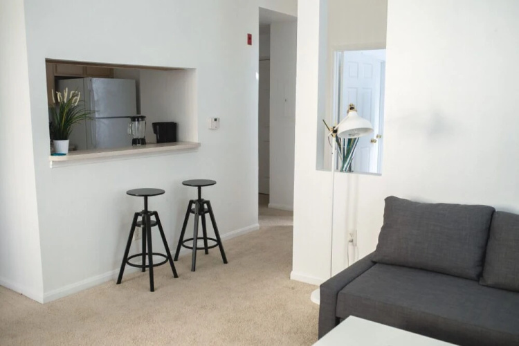 AC-311: Cozy Clearwater Condo