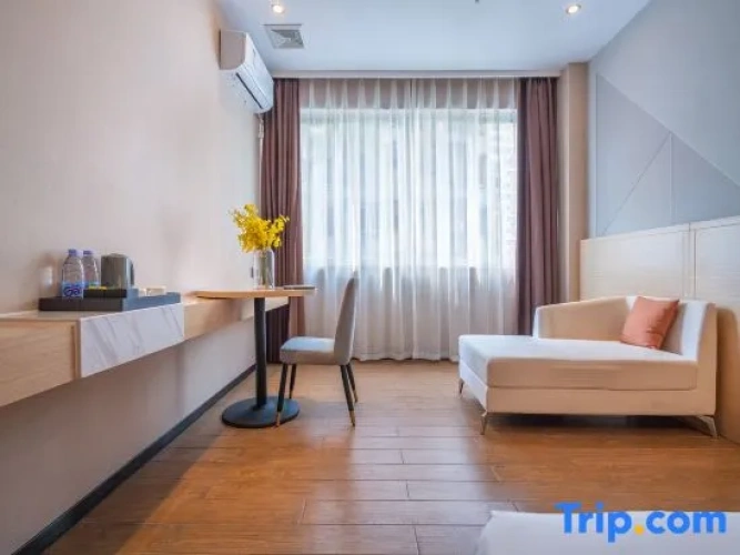 Standard Sextuple room