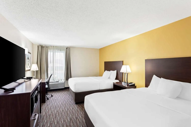 Standard Quadruple room