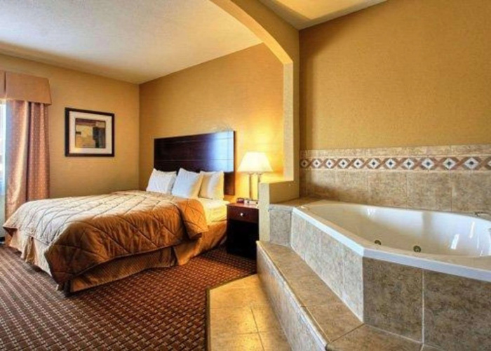 Quality Inn Des Moines North
