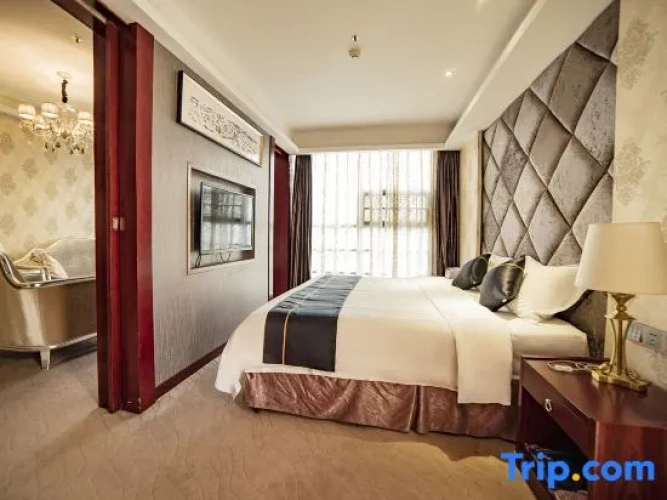 Family Suite with river view