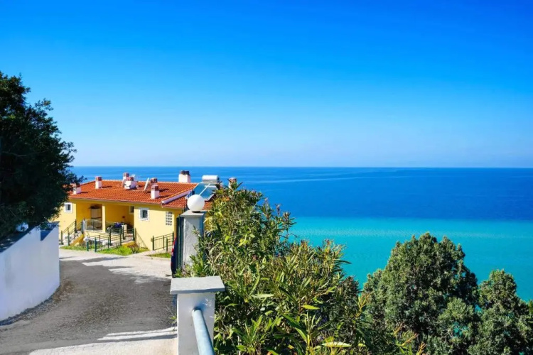 Thini Sea View Apartment