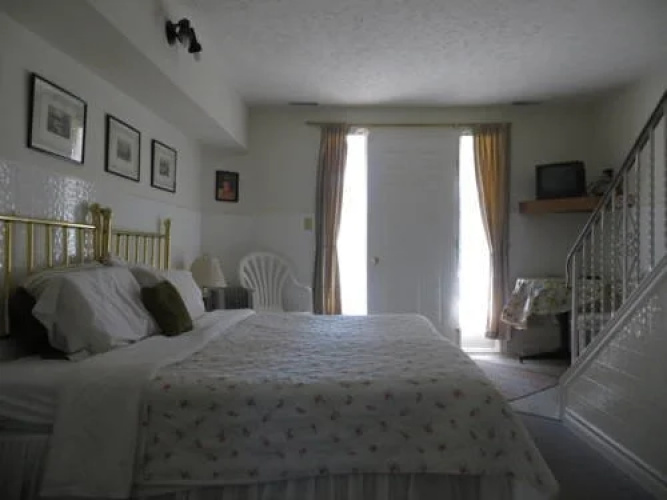 Avoca House B&B