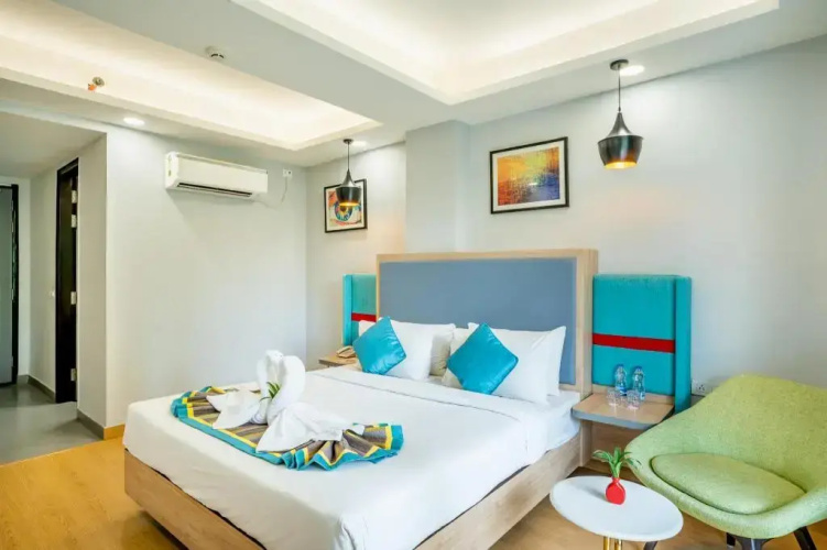 Inde Hotel Golf Course Extension