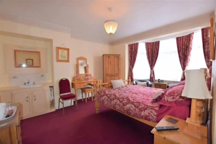 Ashcroft Hotel
