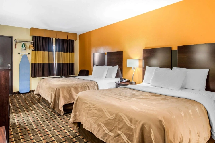 Standard Quadruple room