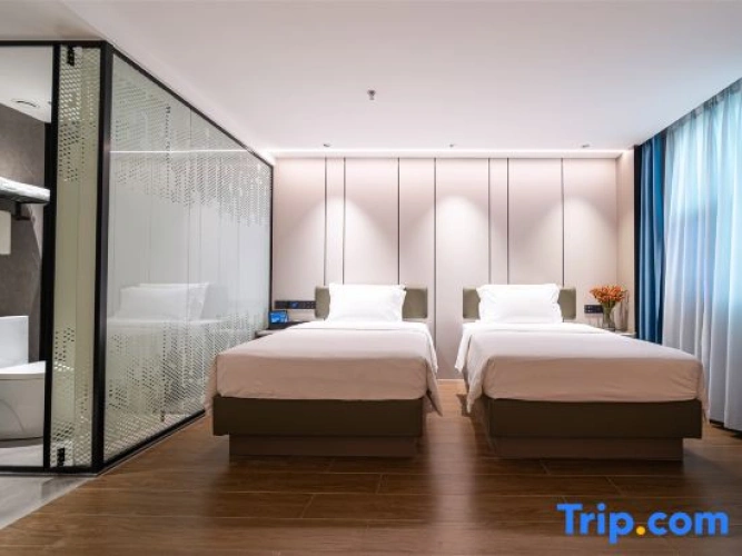 Standard Twin Family room