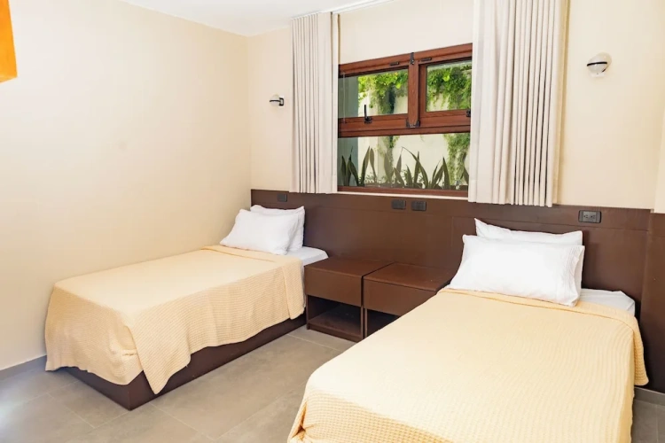 2 Bedrooms Classic Villa with partial ocean view
