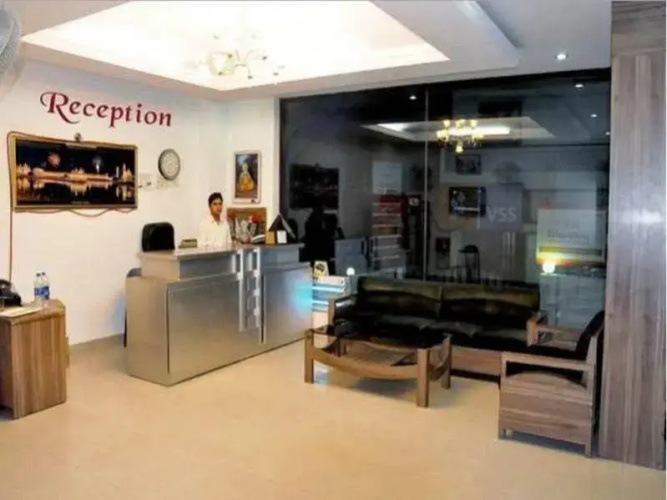 Hotel Sukhman International