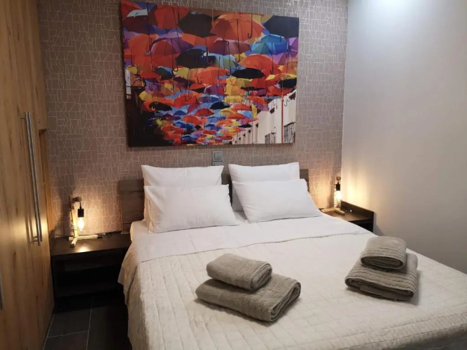 Apartment 22