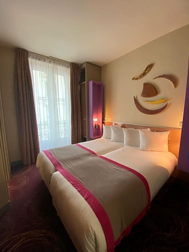 Classic Twin room with balcony