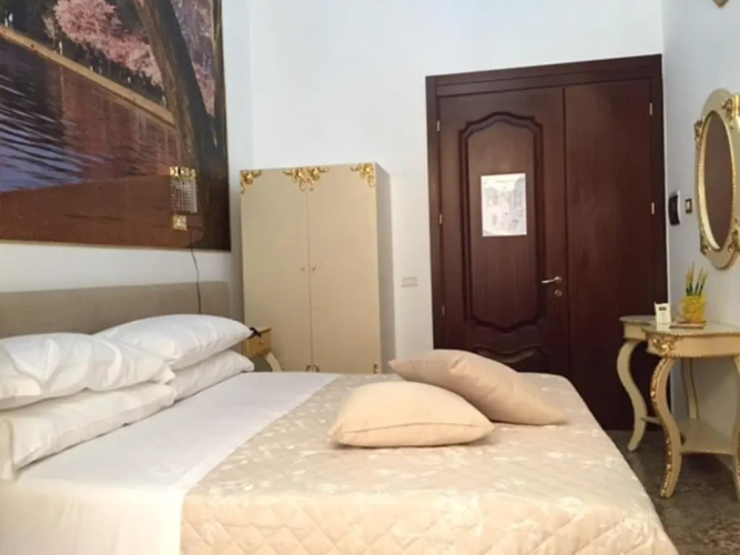 Superior Double room with balcony
