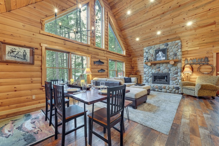 3 Bedrooms Cottage