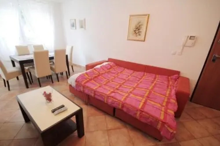 Alma Apartment