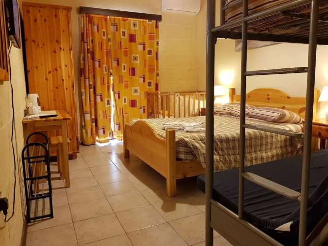 Grotto's Paradise B&B