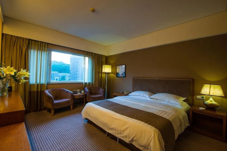Zhongnan Sunshine Hotel