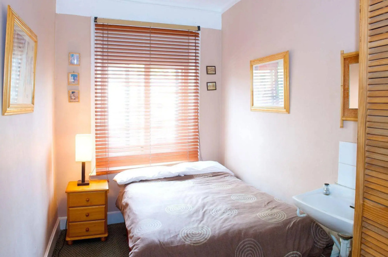 Curzon House Hotel - Hostel