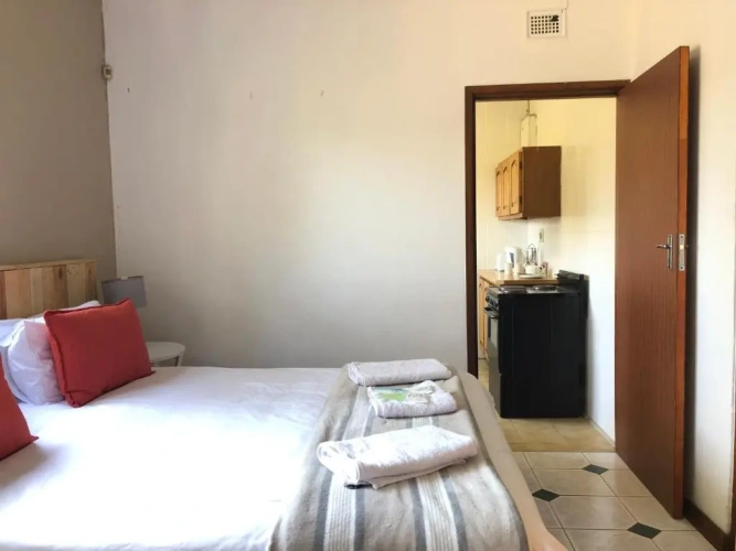 2 Bedrooms Double Suite