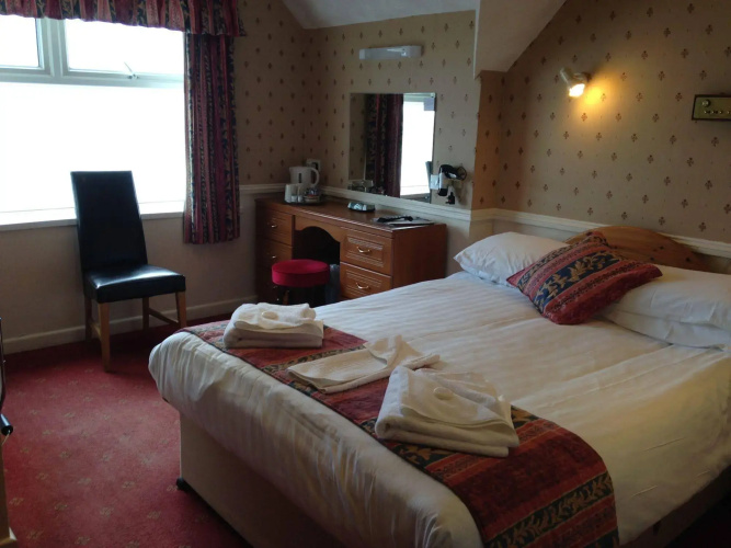 Cliffdene Hotel