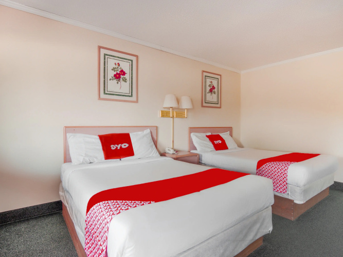 OYO Hotel Durham West Hills