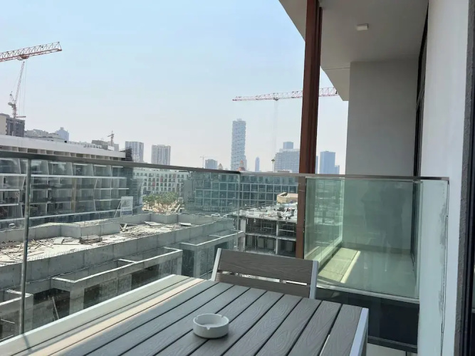 Waves - Ideal Dubai Retreat Elegant St