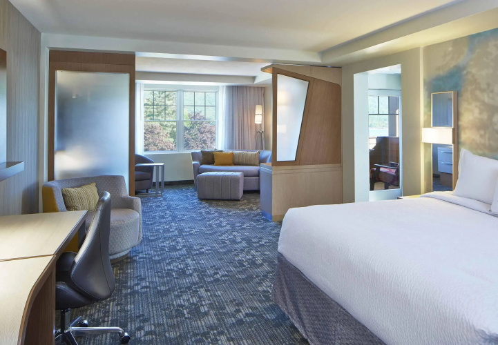 Courtyard by Marriott Lake George