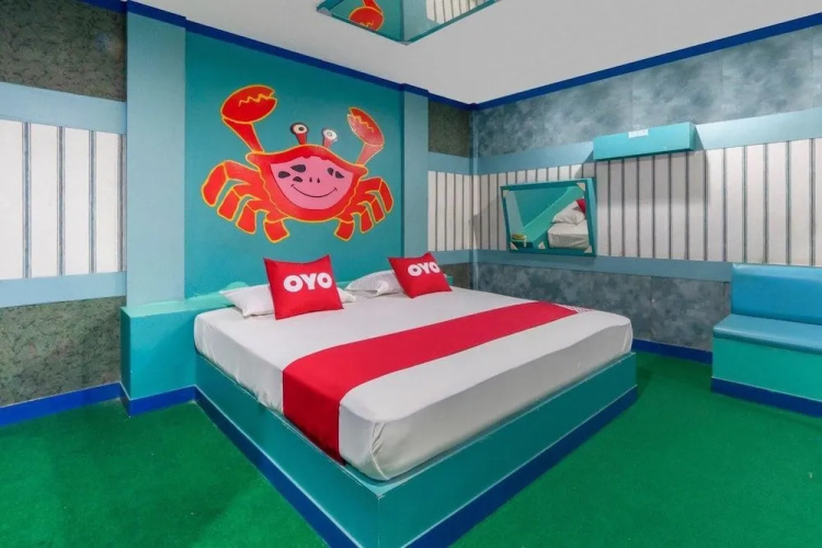 OYO 764 Let’s Go Hotel