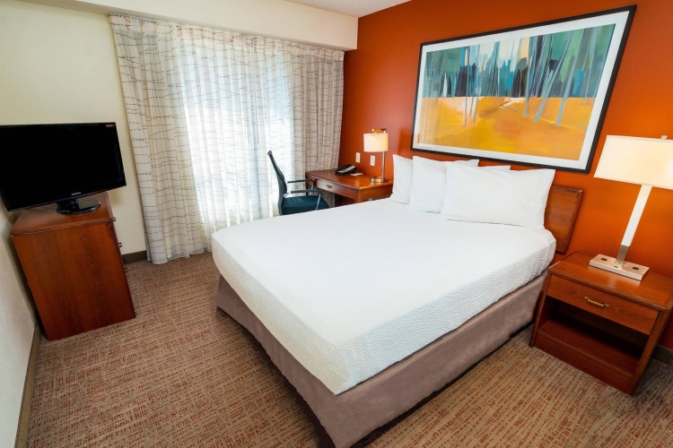 2 Bedrooms Suite