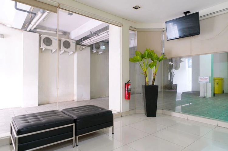 LeGreen Suite Gatot Subroto