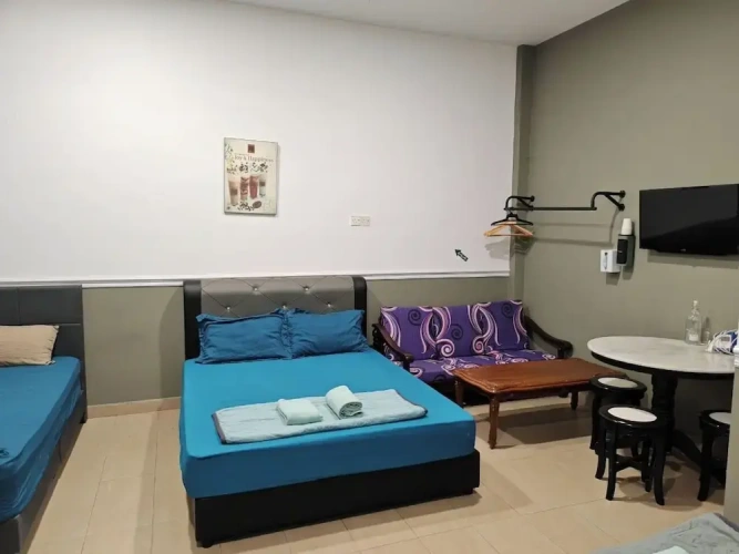 Standard Quadruple Family room