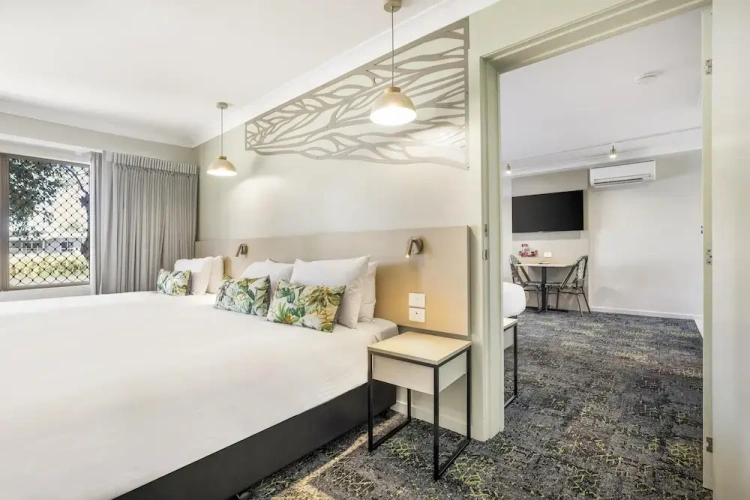 2 Bedrooms Superior room with lake view