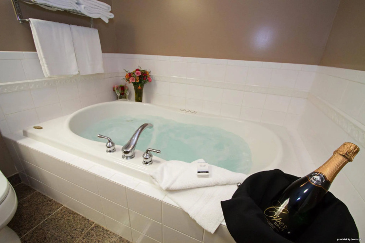 Best Western Plus Columbia River Hotel photo 11
