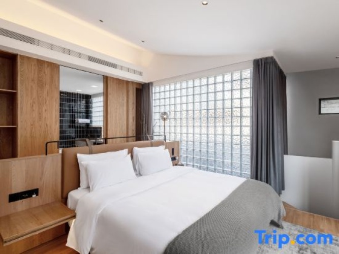 Double Apartment with courtyard view