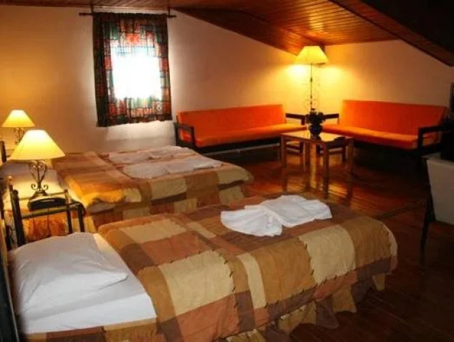 Uslan Hotel