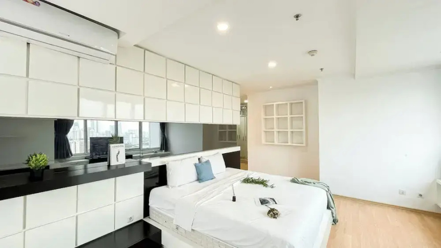 Spacious Luxury 2Br Apartment With Extra Room At Fx Residence
