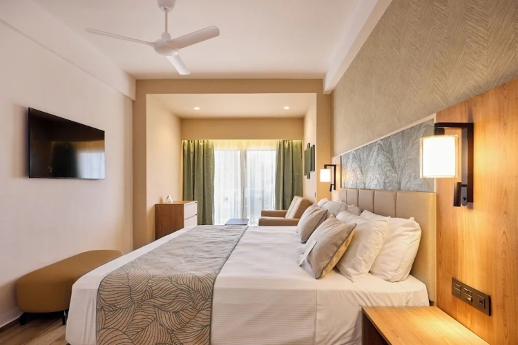 2 Rooms Family Suite