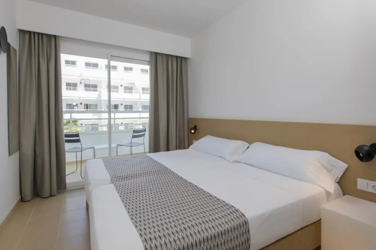 1 Bedroom Standard Quadruple Apartment with balcony
